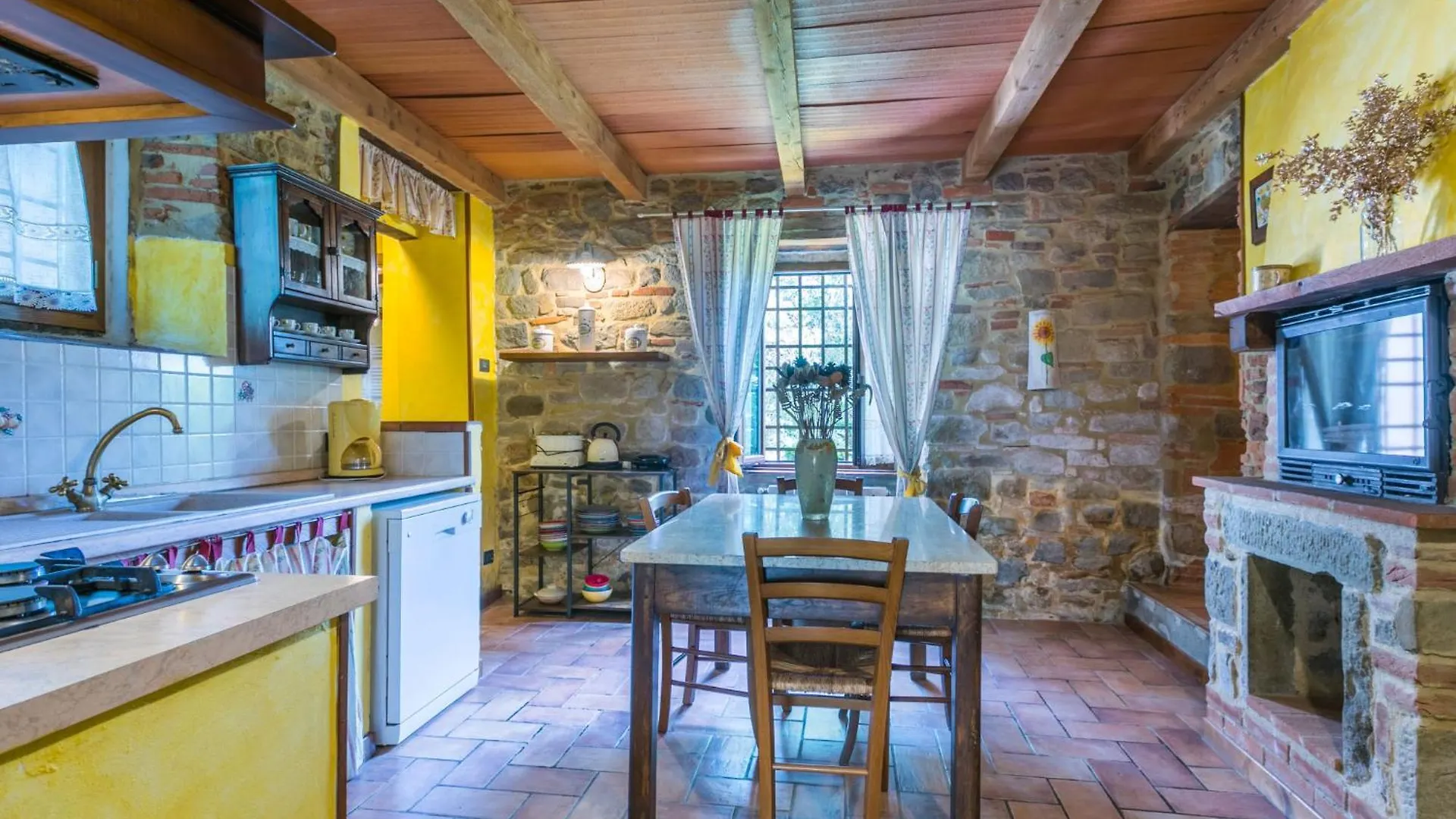 Holiday home Apartment La Cupola- Geranio By Interhome Pescia Italy